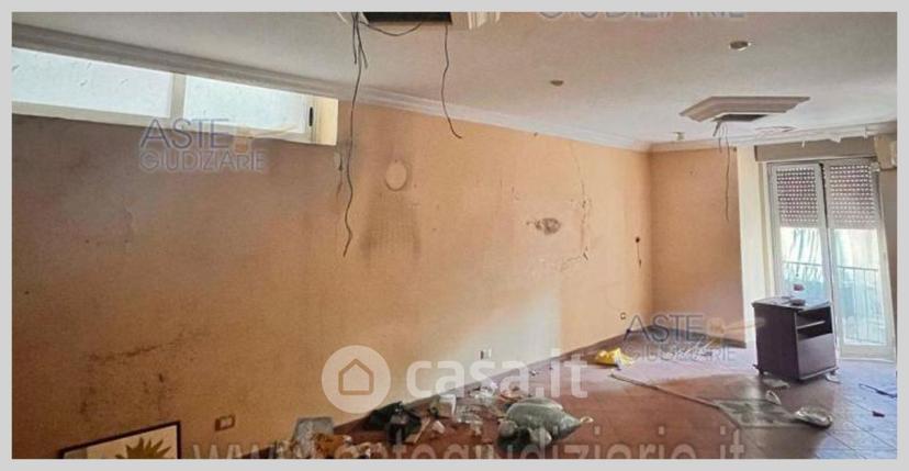 Appartamento in Via Re d'Italia — foto 10 di 32