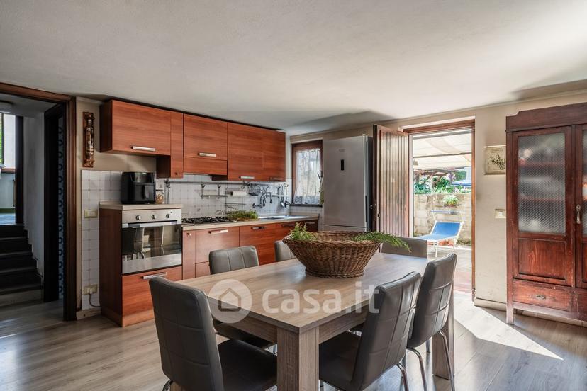 Villa in Via degli Ontani 48 — foto 30 di 34