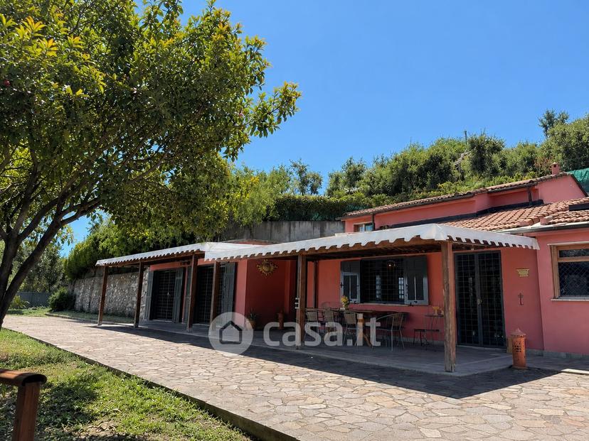 Villa in Via Lorenzo Acquarone — foto 11 di 29