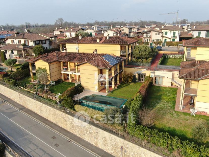 Villa in Via dei Ronchi 14 — foto 17 di 36