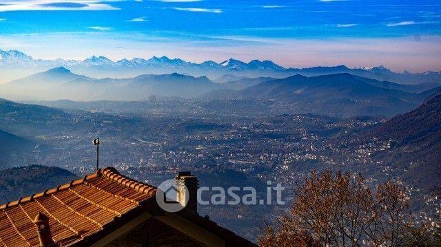 Villa in Via Giacomo Scalini 38 — foto 2 di 45
