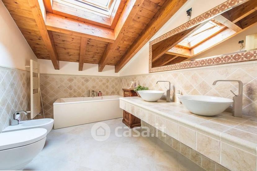Trilocale in Via Don Antonio Galizzi — foto 18 di 21