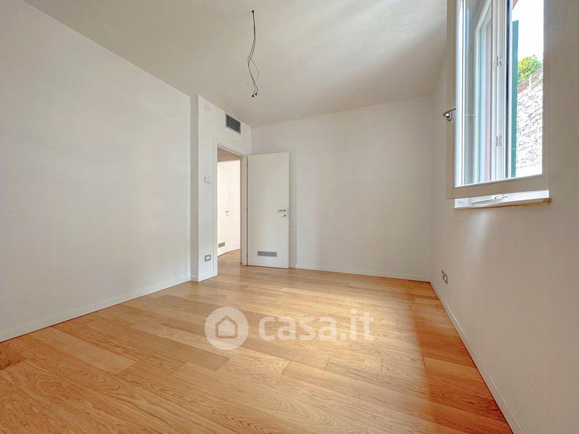 Trilocale in Via Brigate Partigiane 5 — foto 16 di 22