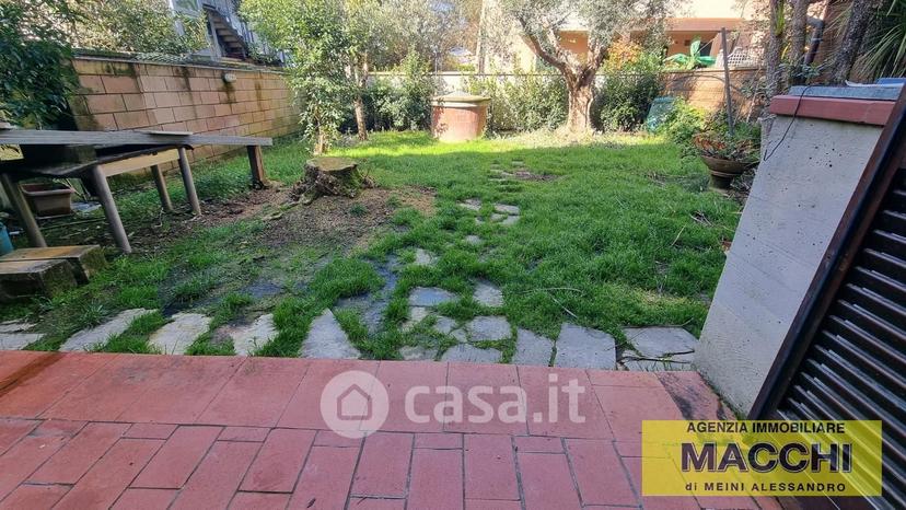 Villa in Via Vespucci 43 — foto 4 di 34
