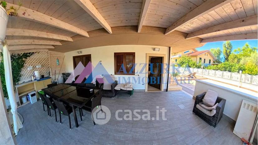 Villa in Via Giovanni Beltrame 21 — foto 12 di 43