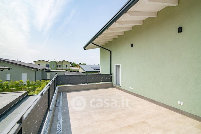Villa in Via Mario Baratta — foto 63 di 63