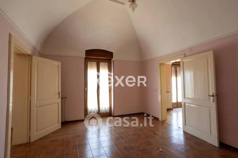 Quadrilocale in Piazza Caduti 8 — foto 18 di 27