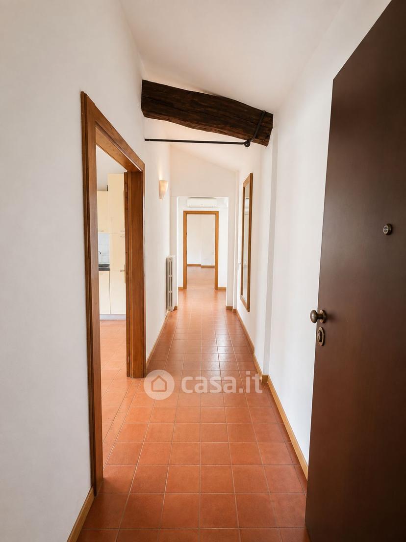 Trilocale in Piazza del Monte — foto 10 di 15