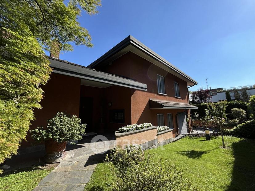 Villa in Via Andrea Mantegna — foto 30 di 53