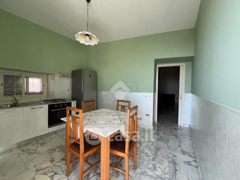 Trilocale in Via San Girolamo 69 — foto 21 di 27