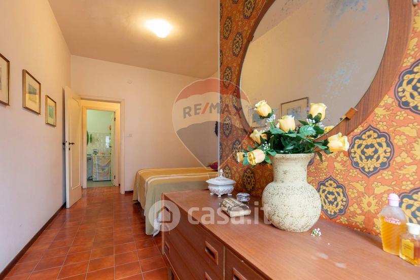 Trilocale in Via Livenza 6 — foto 22 di 28