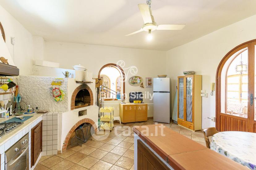 Villa in Via Filippo de Filippi 11 — foto 25 di 57