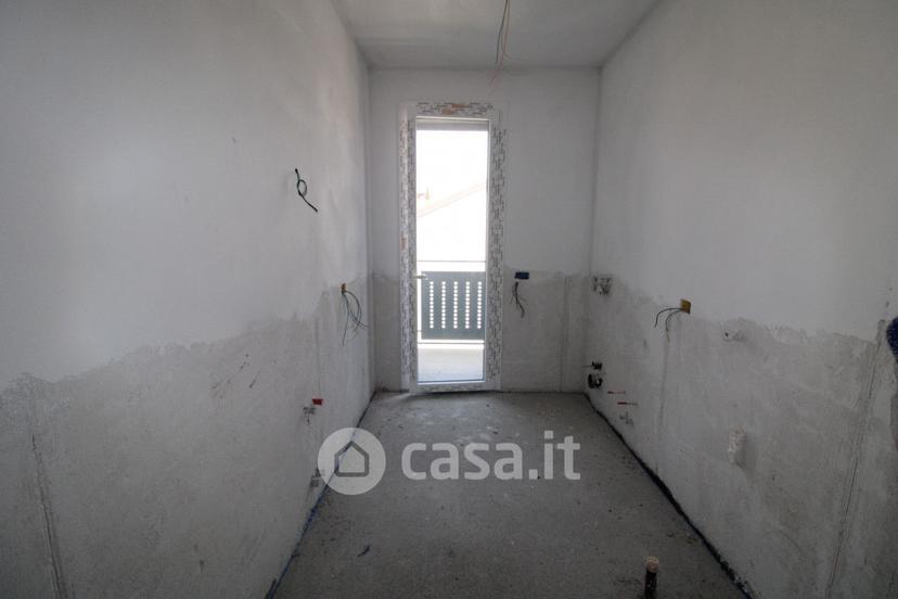 Quadrilocale in Via Achille Grandi 17 -3 — foto 4 di 44