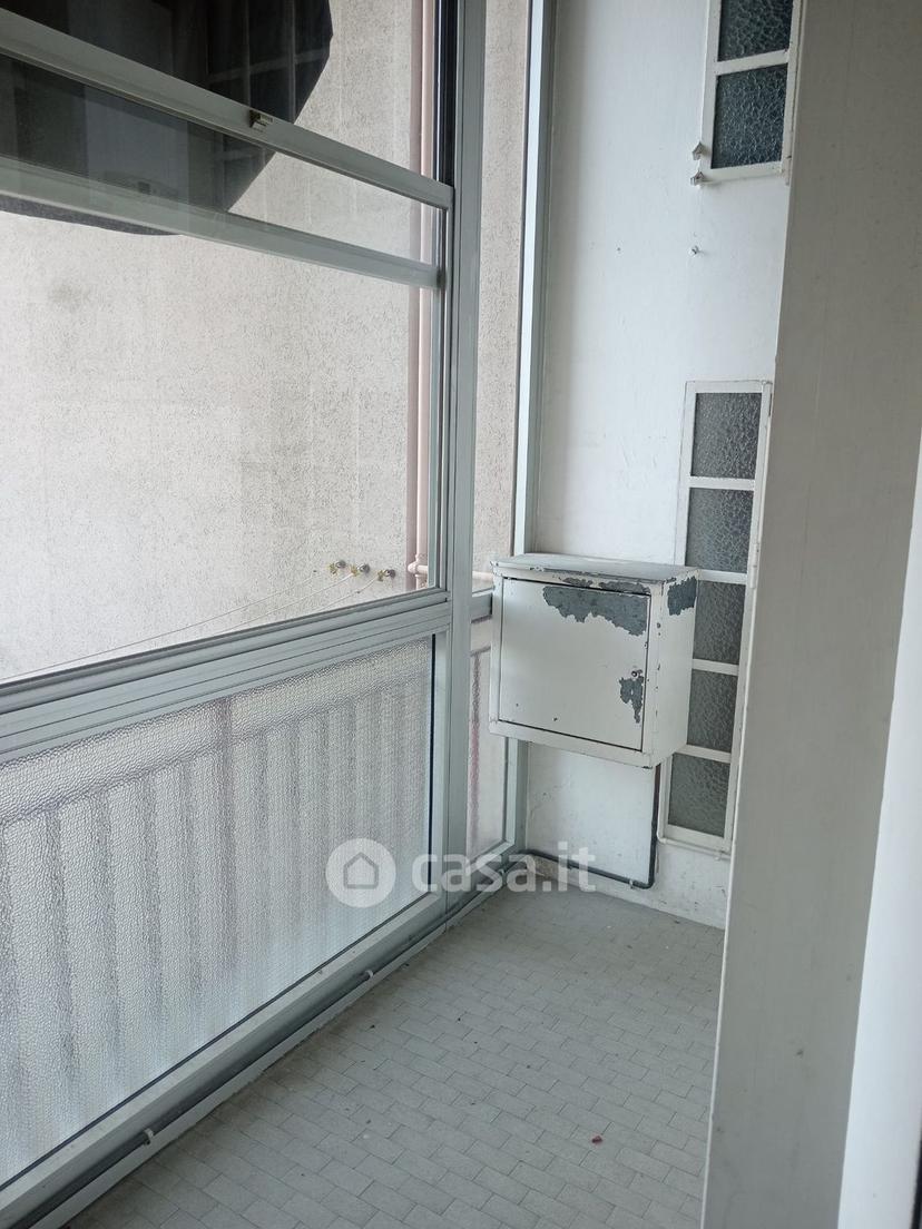 Trilocale in Viale C. Abba 14 — foto 10 di 34