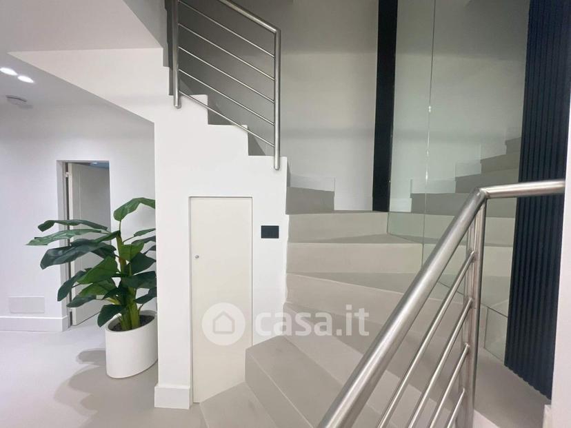 Trilocale in Via Cavour 41 — foto 14 di 15
