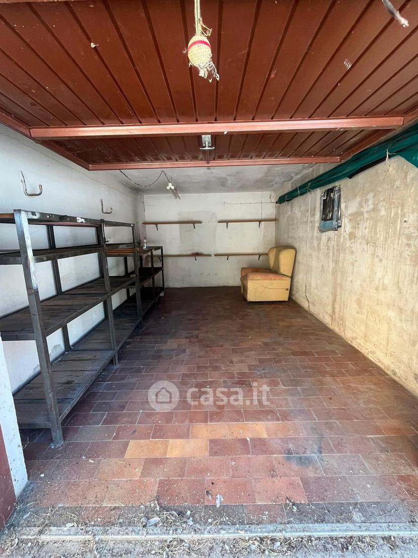 Trilocale in Viale Antonio Gramsci 602 — foto 32 di 35