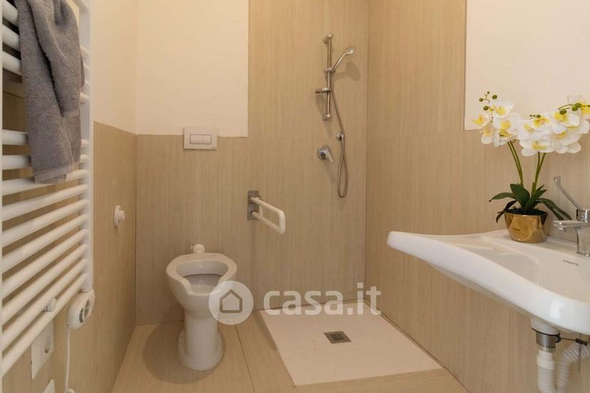 Stanza in Via Cavour 46
