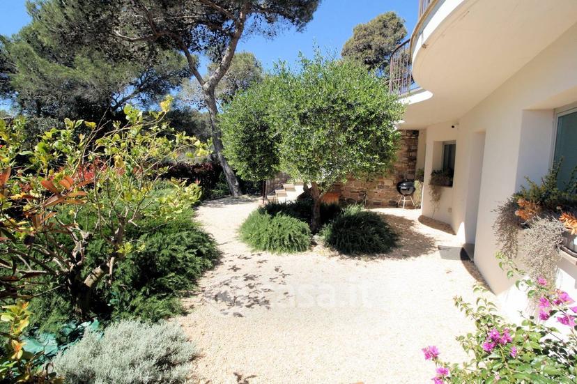 Villa in Via Kaiser Parodi — foto 31 di 32