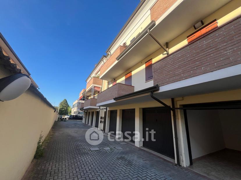 Trilocale in Via Enrico Berlinguer 12 E — foto 12 di 33