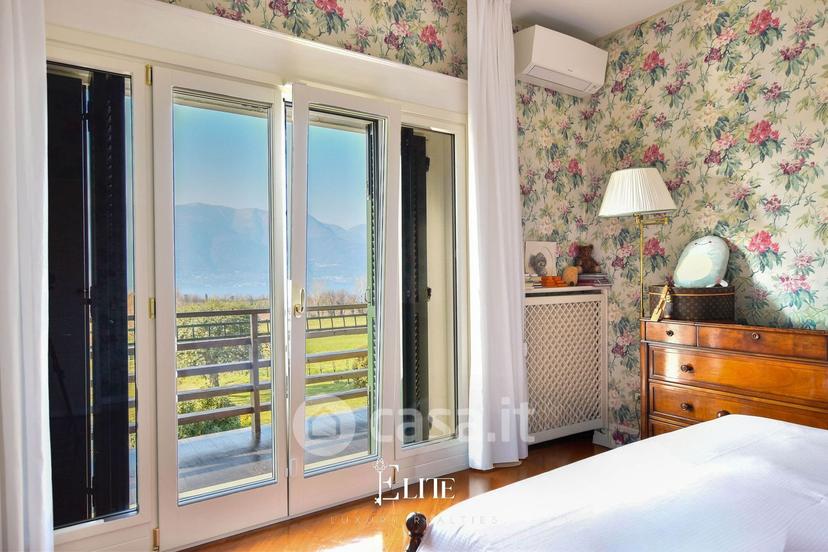 Villa in Via XX Settembre — foto 7 di 50