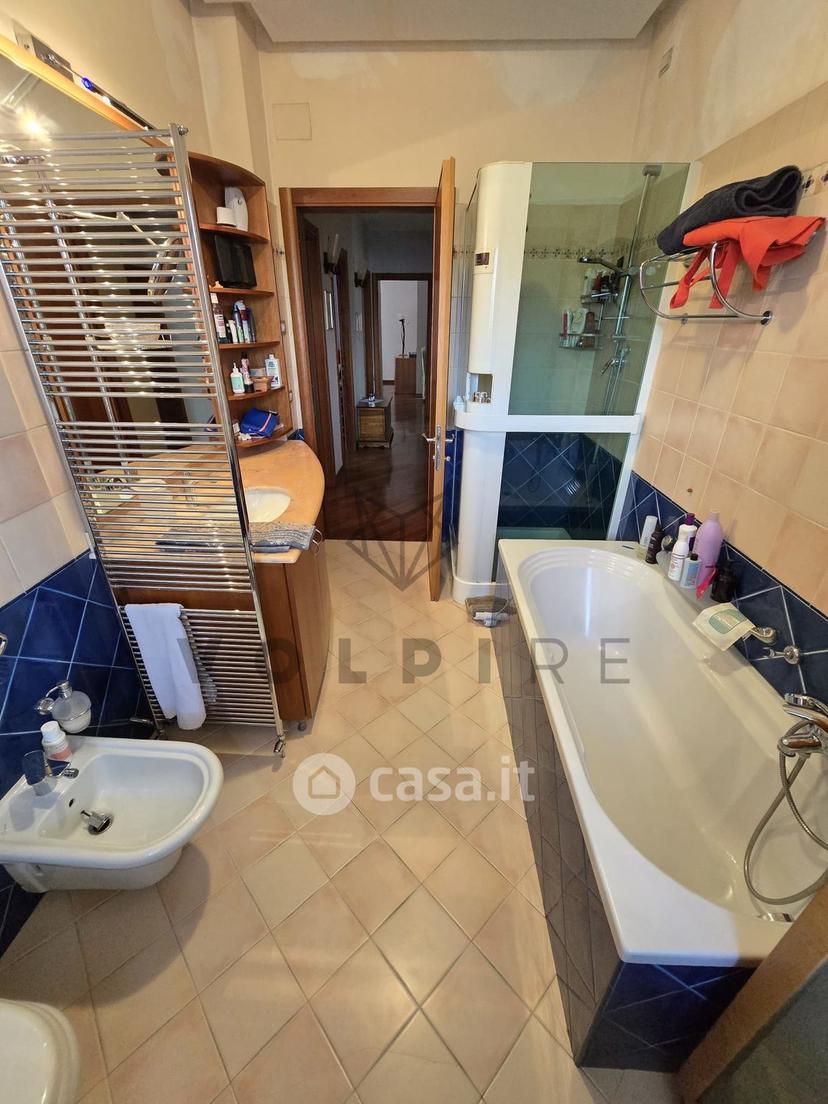 Quadrilocale in Via San Michele Arcangelo 10 — foto 19 di 48