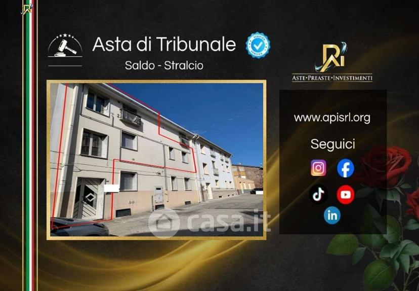 Quadrilocale in Via Matera 42 — foto 17 di 32