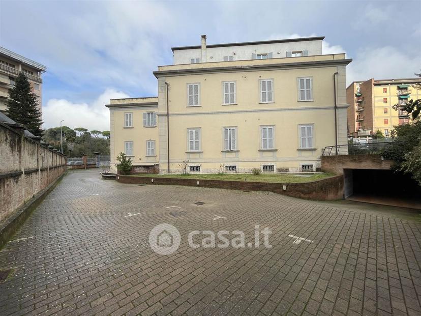 Trilocale in Viale Nazario Sauro 5 — foto 8 di 45