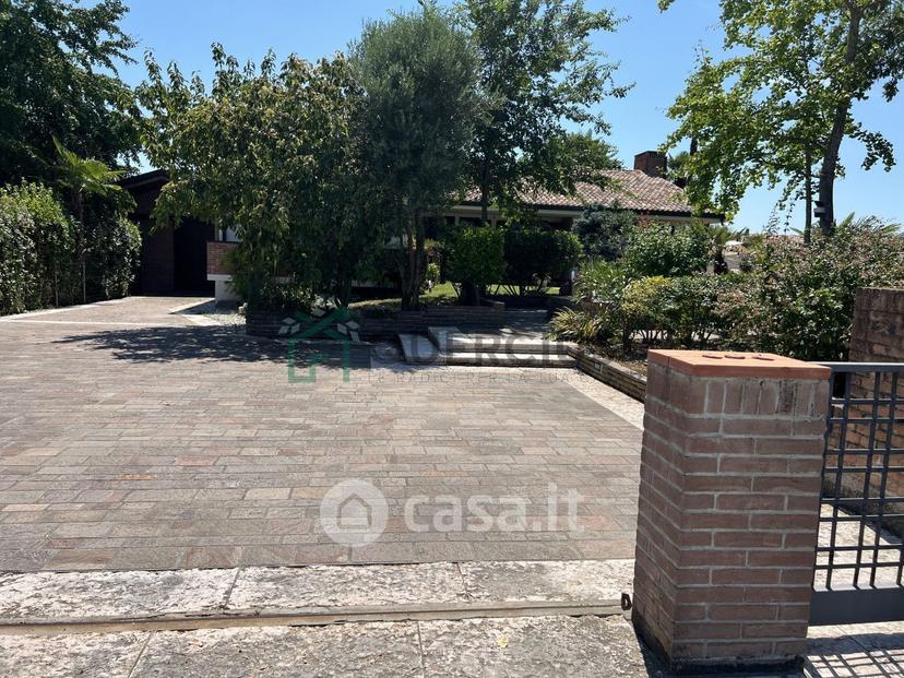 Villa in Strada Provinciale San Donà di Piave Torre di Fine — foto 30 di 39