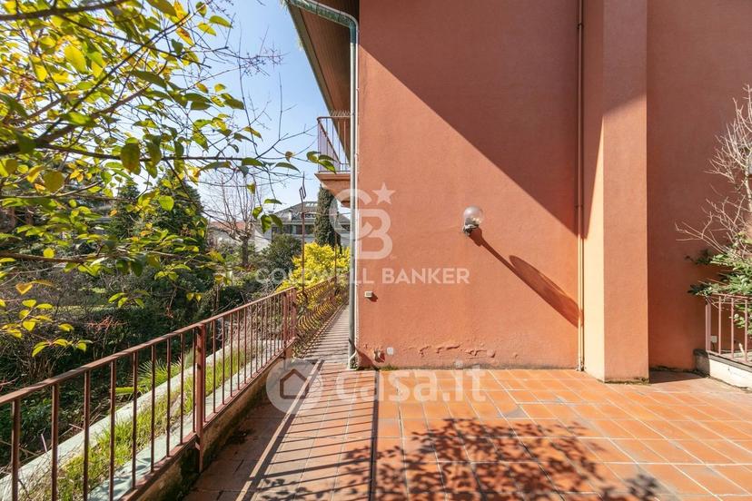 Villa in Via Martiri di Belfiore 4 — foto 25 di 39