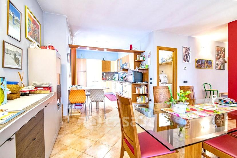 Villa in Via Fratelli Vigorelli — foto 42 di 54