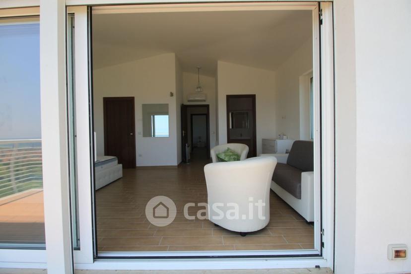 Villa in Contrada San Silvestro — foto 42 di 45