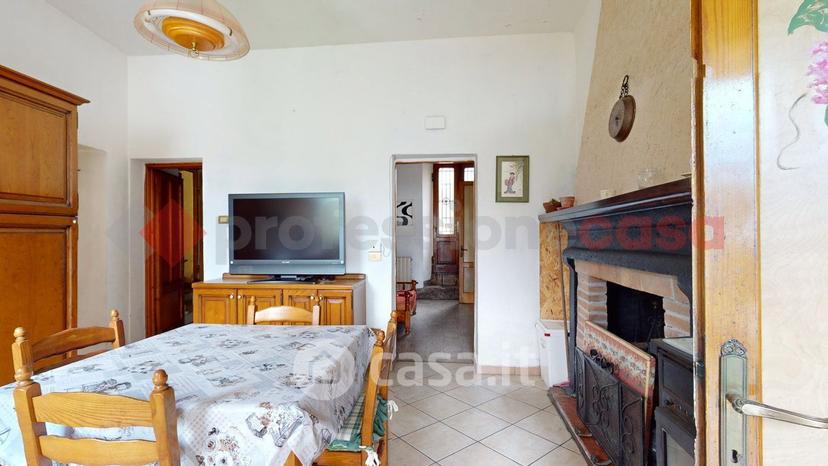 Appartamento in Via della Rocca 7 — foto 20 di 33