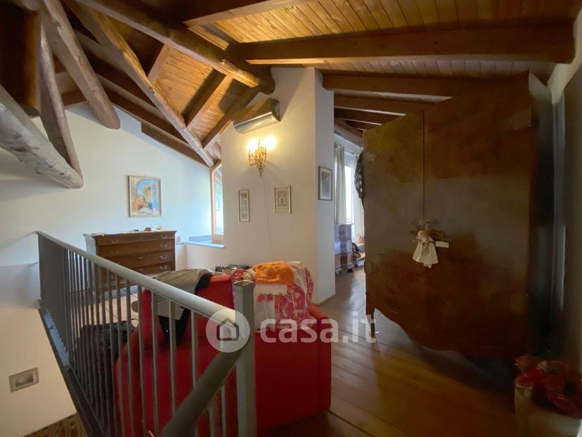 Trilocale in Via Volturno 2 a — foto 4 di 30