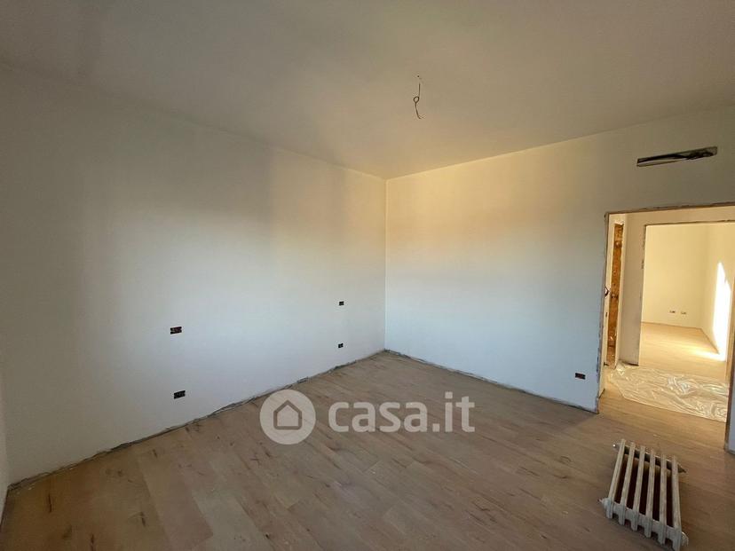 Bilocale in Via Don Covelli — foto 2 di 20