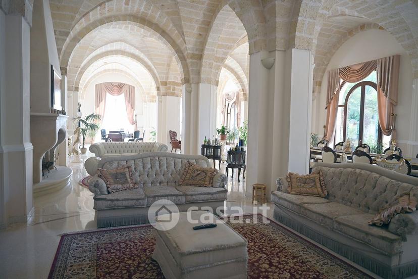 Villa in Via Giulio Cesare 62 — foto 27 di 105