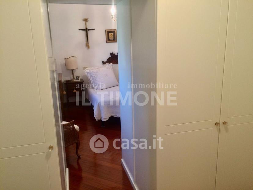 Trilocale in Via Cornice di Sant'Ambrogio — foto 14 di 31