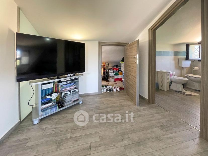 Villa in Via Giovanni Guareschi 67 — foto 28 di 115