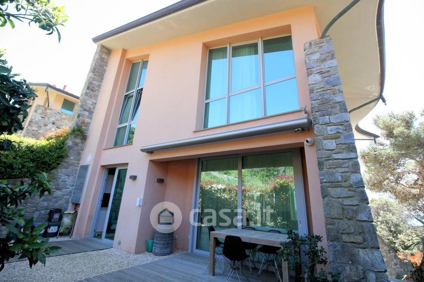 Villa in Via Kaiser Parodi — foto 19 di 32