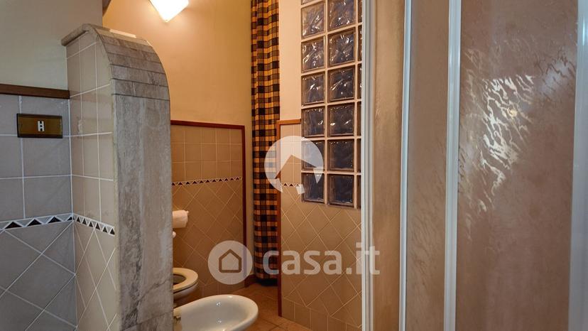 Appartamento in Via Regina Margherita — foto 27 di 42