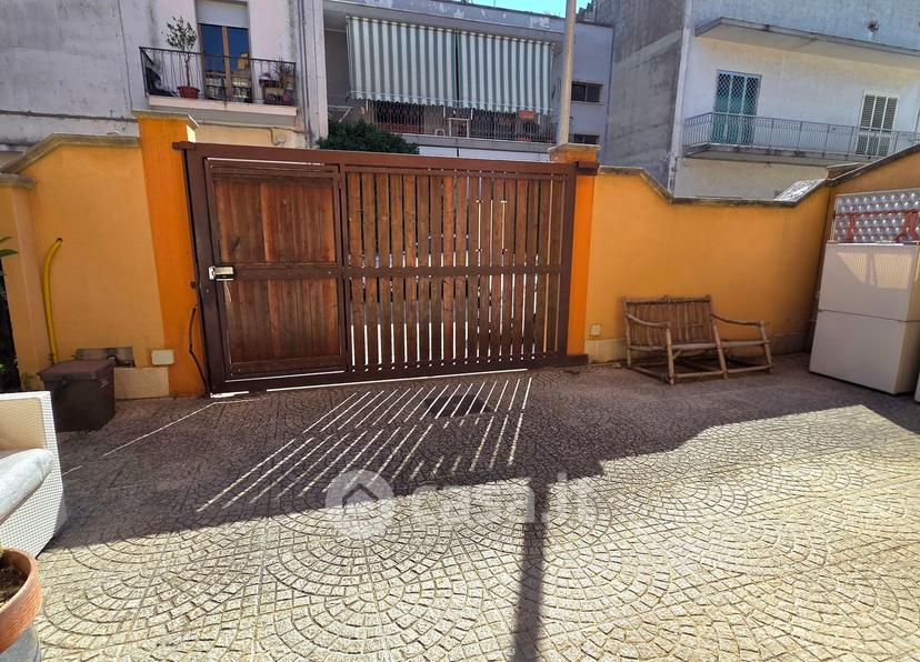Quadrilocale in Via Toma 19 — foto 35 di 39