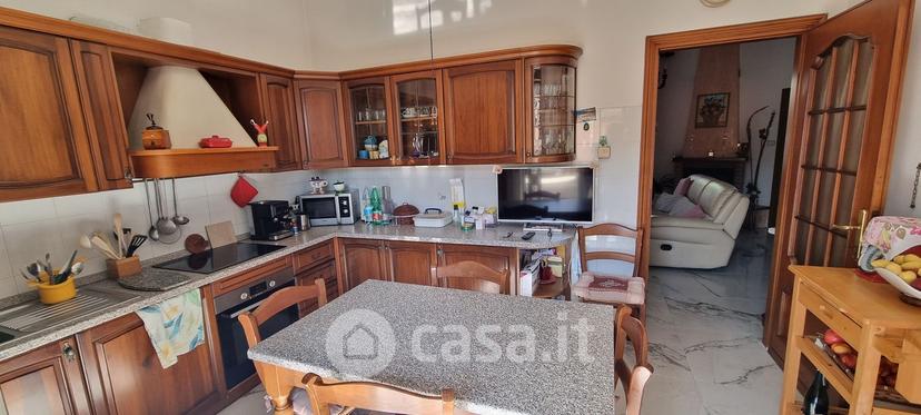 Villa in Corso Giuseppe Mazzini — foto 9 di 11