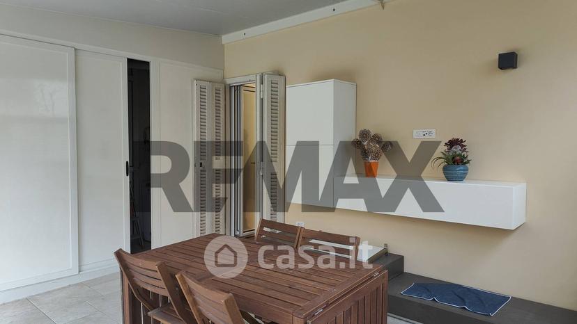 Trilocale in Via Lonigro 16 — foto 11 di 23