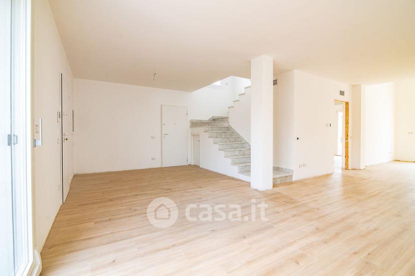 Villa in Via Mario Baratta — foto 10 di 63