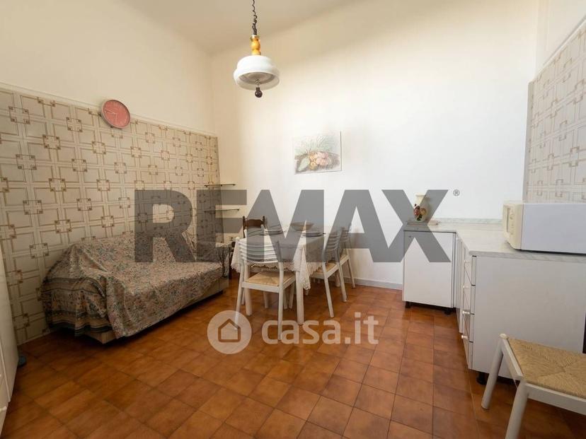 Trilocale in Via Giacomo Leopardi 82 — foto 7 di 14