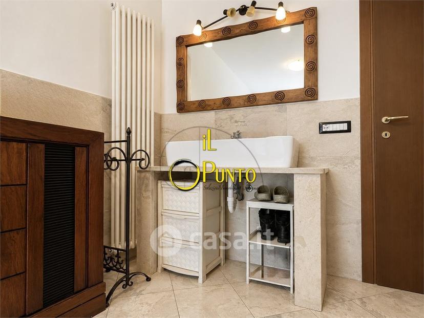 Trilocale in Via Roma 8 — foto 8 di 21
