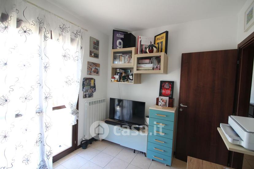 Trilocale in Via Beniamino Gigli — foto 12 di 34