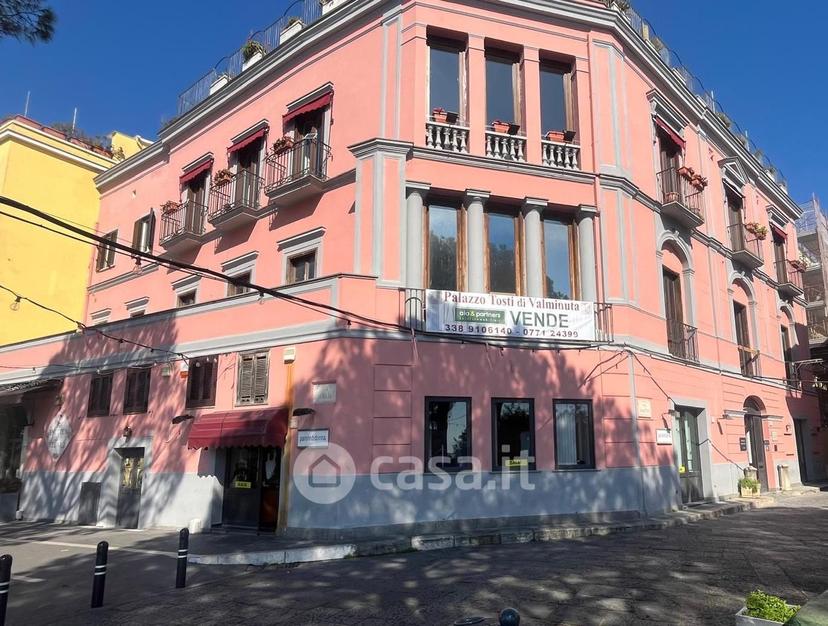 Bilocale in Via Tullia 19 — foto 18 di 29