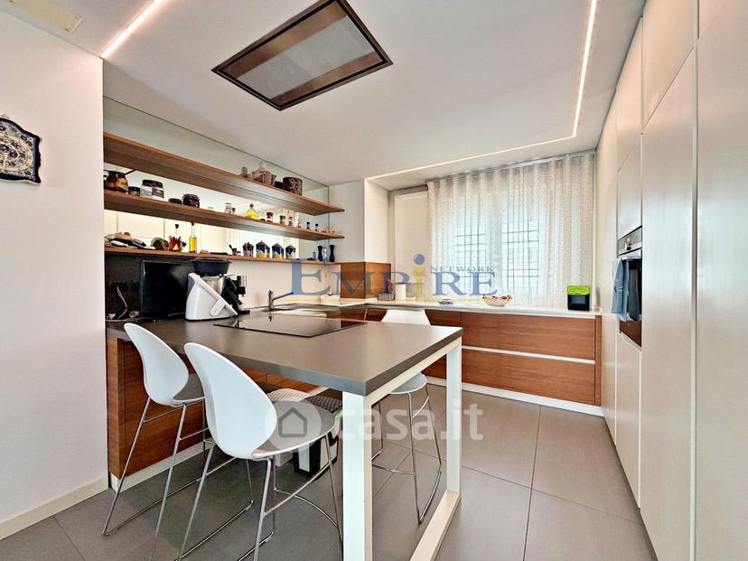 Appartamento in Via Pino Daniele 1 — foto 2 di 34