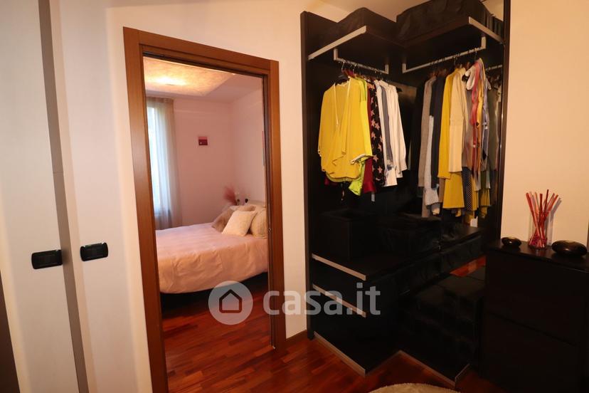 Trilocale in Via Silvio Pellico 18 — foto 10 di 35