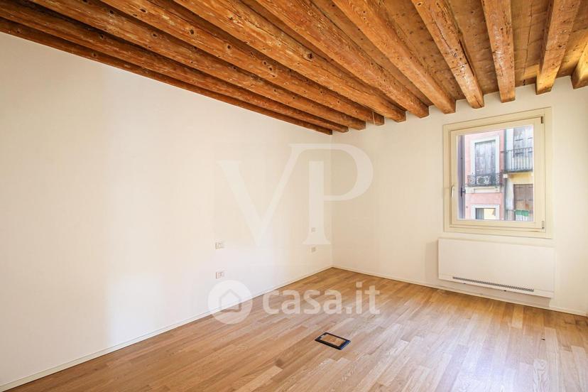 Trilocale in Piazza della Biade — foto 9 di 16